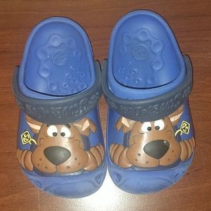 Scooby Doo Crocs size 8/9